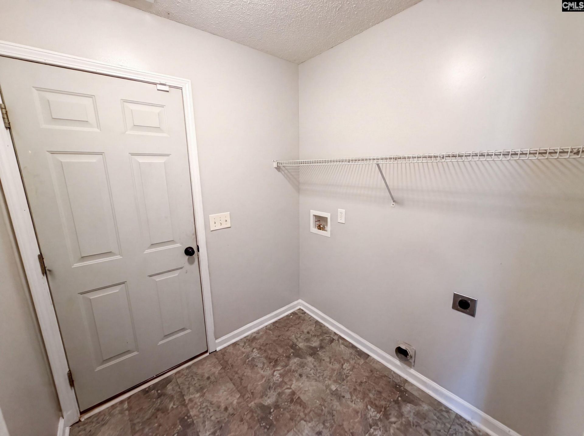 237 Arthurdale Drive Photo 14
