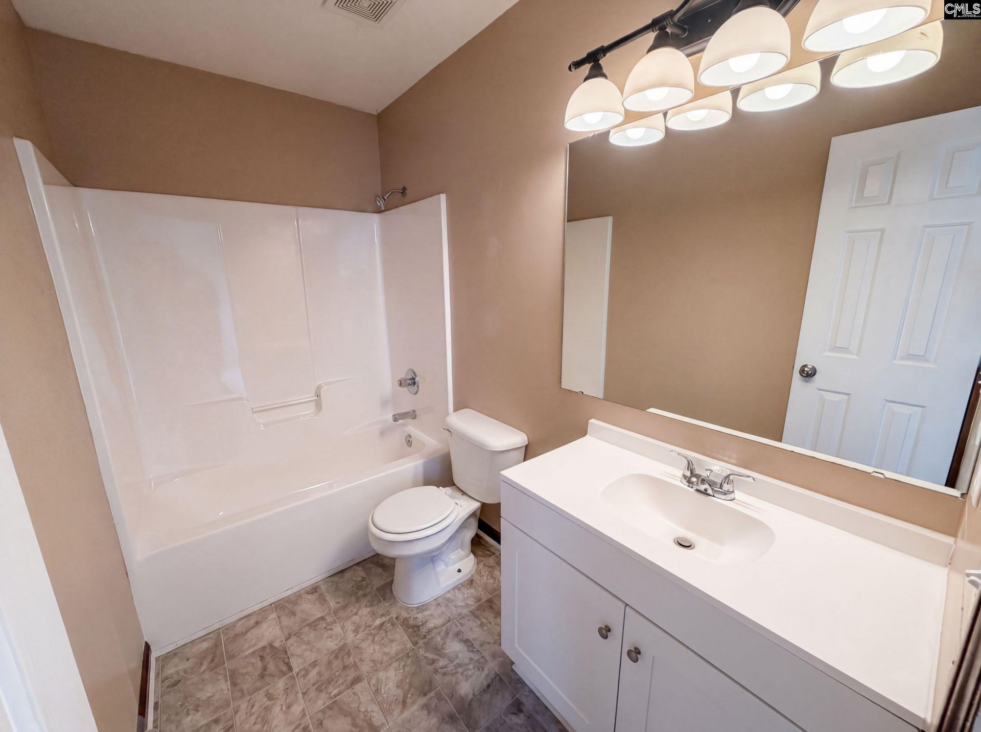237 Arthurdale Drive Photo 6