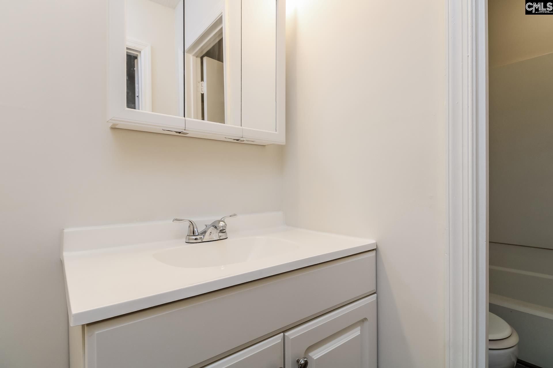 167 Lionsgate Drive  Photo 12