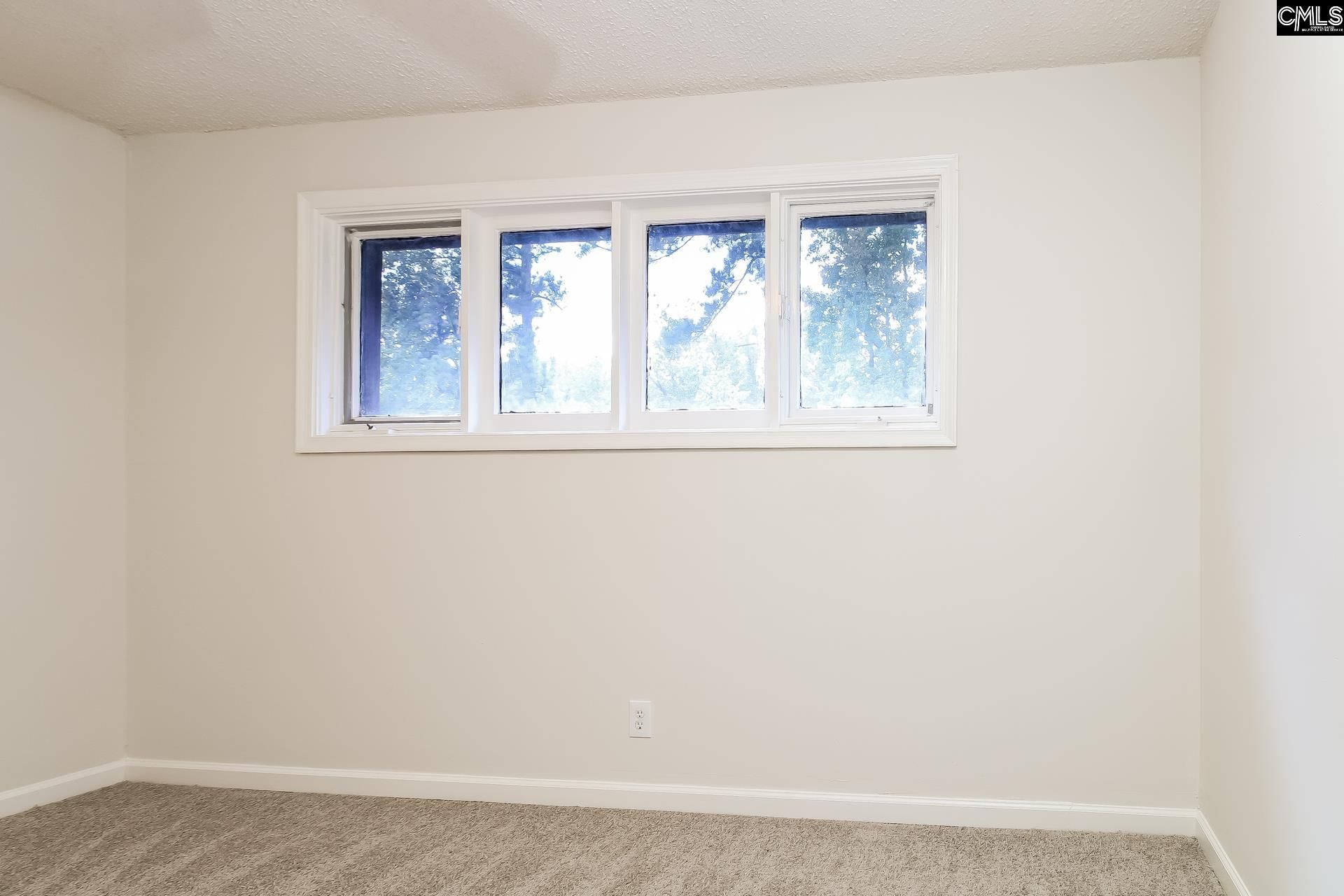 167 Lionsgate Drive  Photo 14