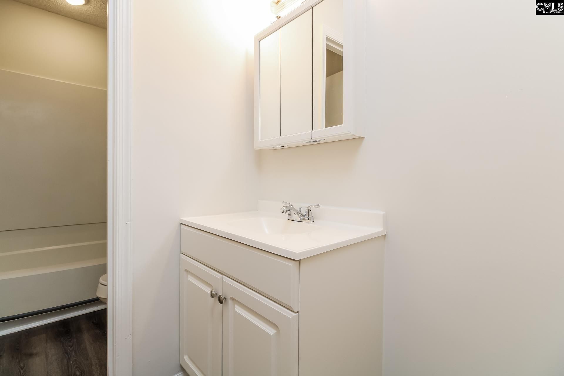 167 Lionsgate Drive  Photo 17