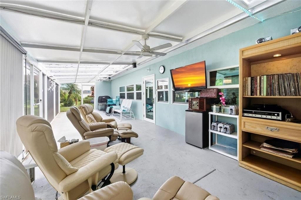 989 Charlemagne Blvd , Naples, FL 34112 Photo