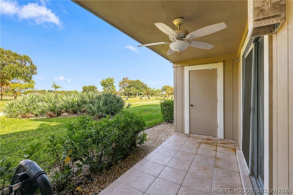 18520 SE Wood Haven Lane, Unit H, Jupiter, FL 33469 Photo