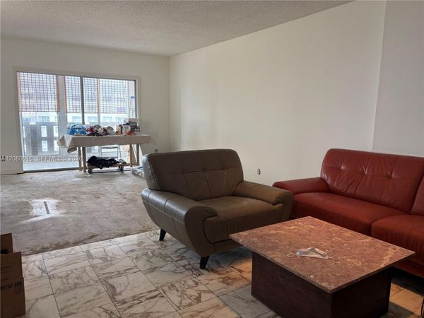 4330 Hillcrest Dr, Unit 816, Hollywood, FL 33021