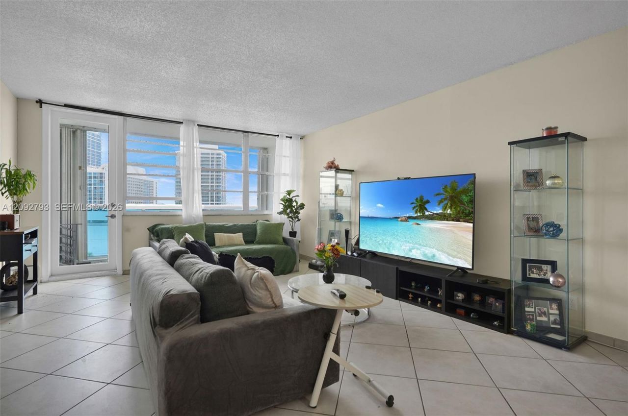 6770 Indian Creek Dr, Unit 8R, Miami Beach, FL 33141 Photo