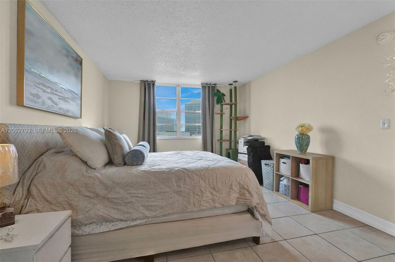 6770 Indian Creek Dr, Unit 8R, Miami Beach, FL 33141 Photo