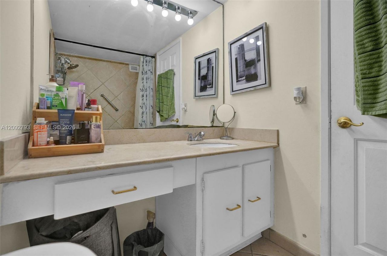 6770 Indian Creek Dr, Unit 8R, Miami Beach, FL 33141 Photo