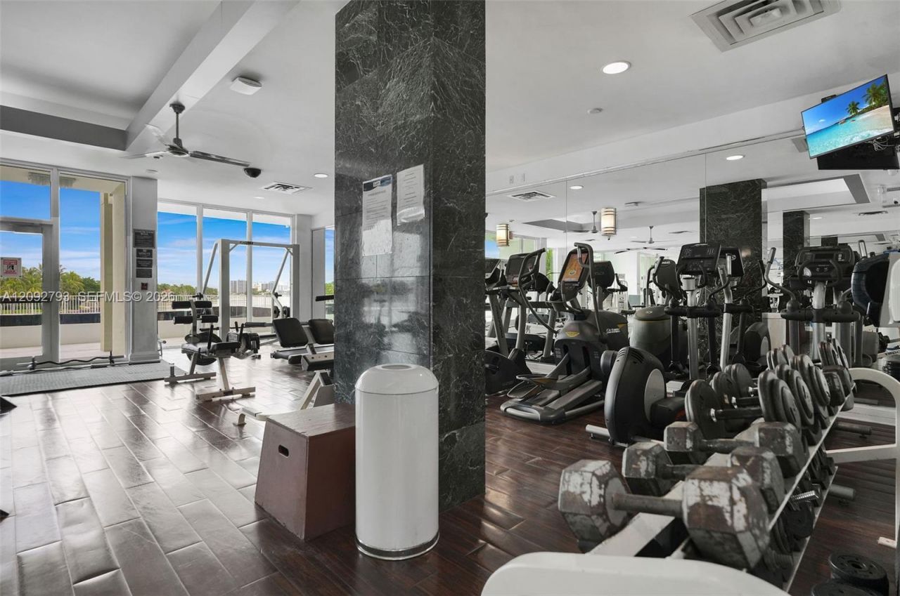 6770 Indian Creek Dr, Unit 8R, Miami Beach, FL 33141 Photo