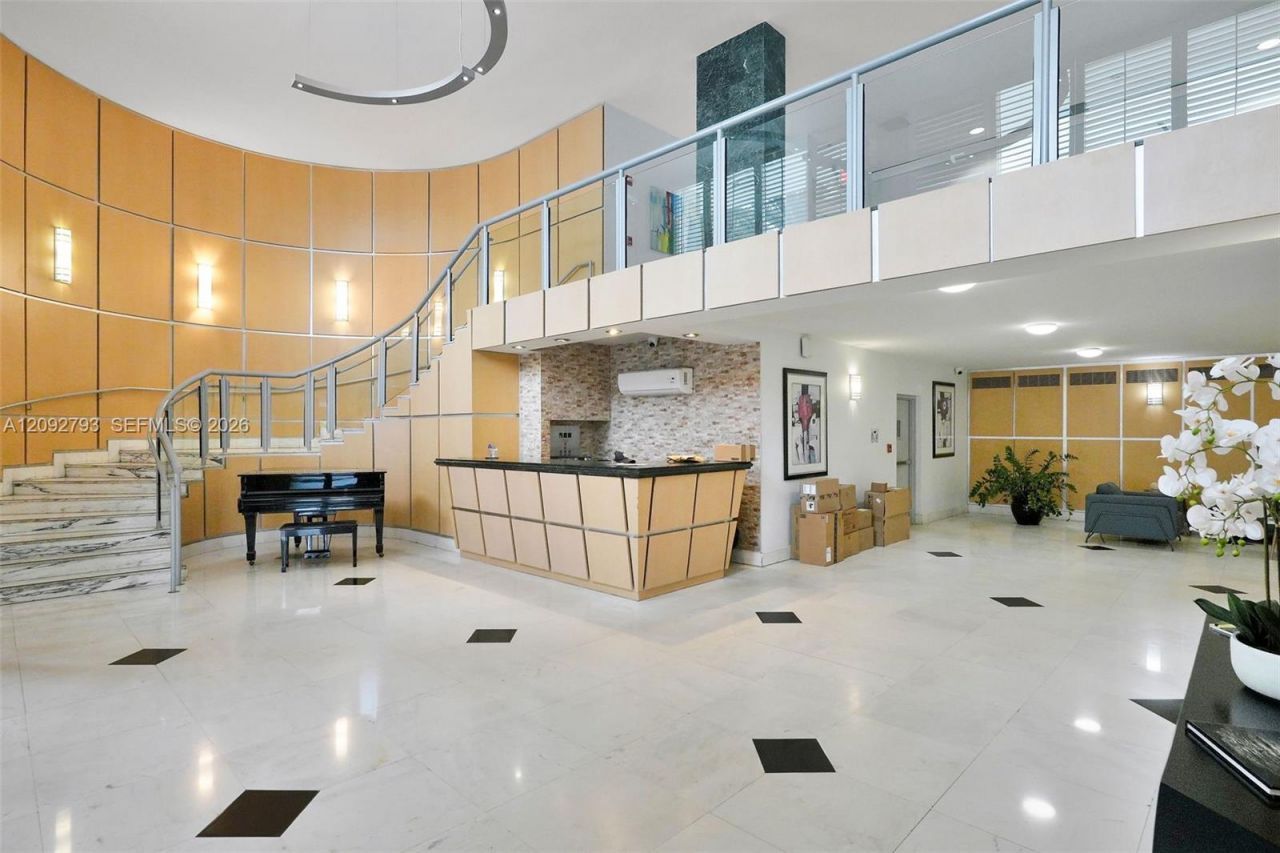 6770 Indian Creek Dr, Unit 8R, Miami Beach, FL 33141 Photo