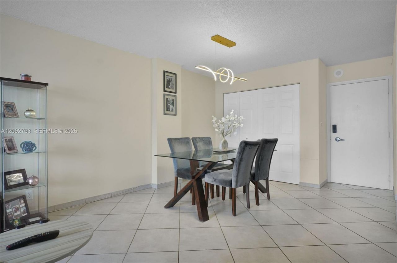 6770 Indian Creek Dr, Unit 8R, Miami Beach, FL 33141 Photo