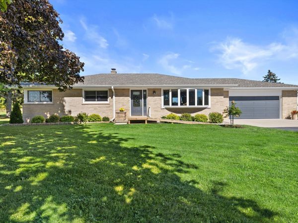 7306 12th St, Somers, WI 53144