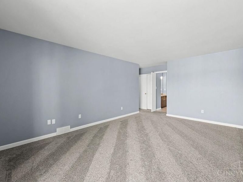 3533 Amberacres Drive, Unit 305, Cincinnati, OH 45237 Photo 26