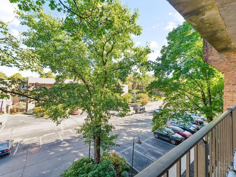 3533 Amberacres Drive, Unit 305, Cincinnati, OH 45237 Photo 33
