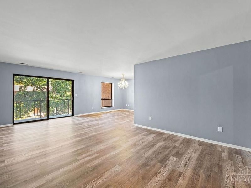 3533 Amberacres Drive, Unit 305, Cincinnati, OH 45237 Photo 6