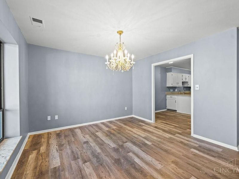 3533 Amberacres Drive, Unit 305, Cincinnati, OH 45237 Photo 9