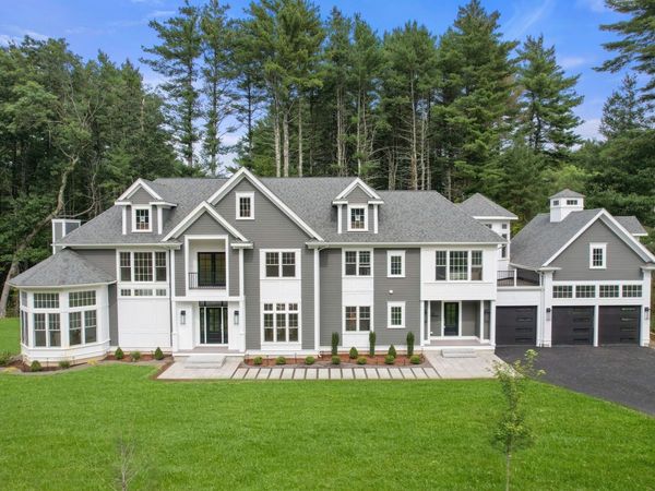10 Nolan Circle, Sudbury, MA 01776