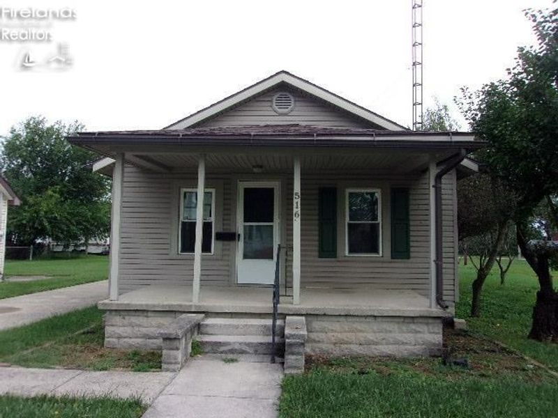 516 Miller Avenue, Fostoria, OH 44830 Photo 1