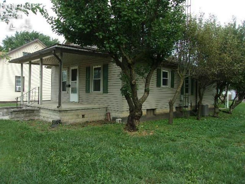 516 Miller Avenue, Fostoria, OH 44830 Photo 11