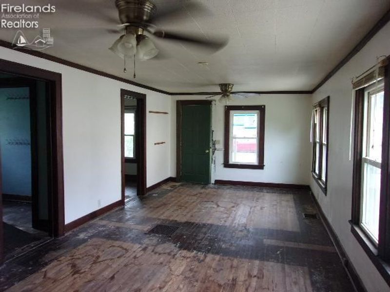516 Miller Avenue, Fostoria, OH 44830 Photo 4