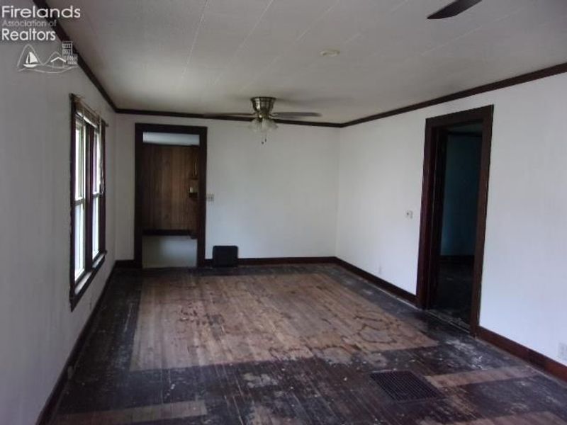 516 Miller Avenue, Fostoria, OH 44830 Photo 5