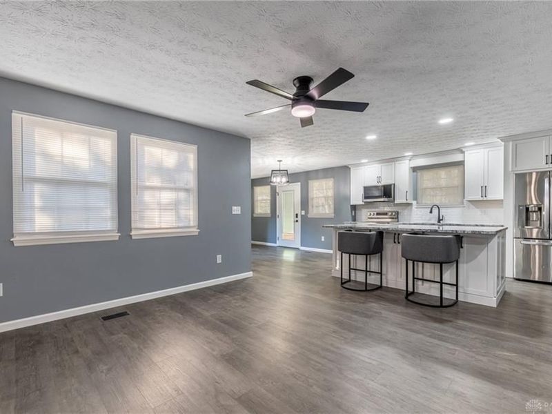 7815 Millerton Drive, Centerville, OH 45459 Photo 12