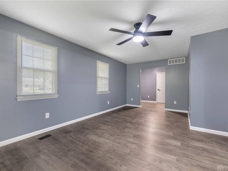 7815 Millerton Drive, Centerville, OH 45459 Photo 5