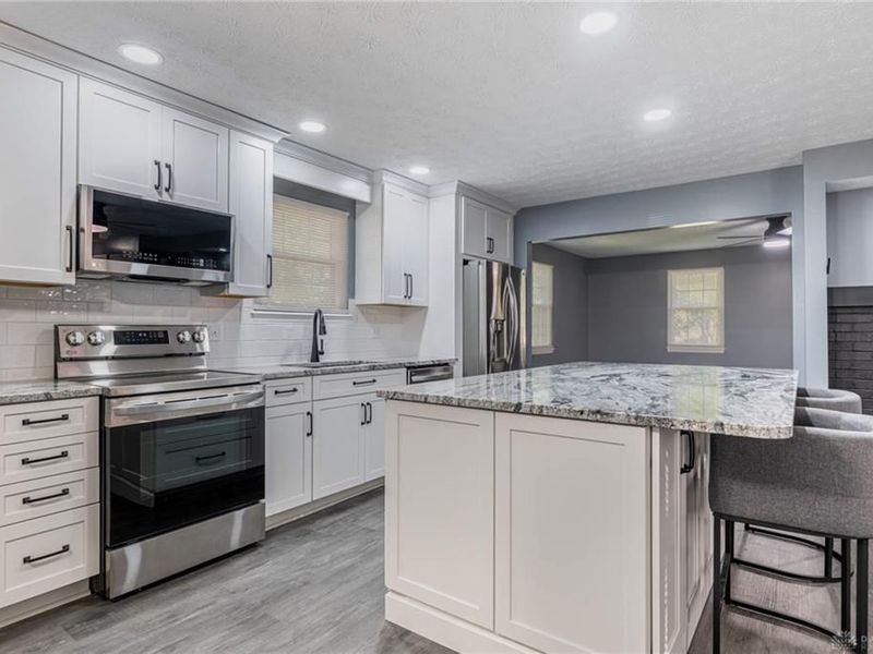 7815 Millerton Drive, Centerville, OH 45459 Photo 9