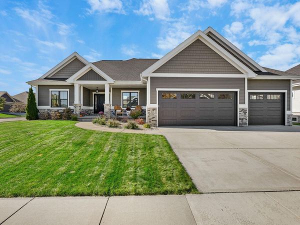801 Ronald Overlook, Waunakee, WI 53597