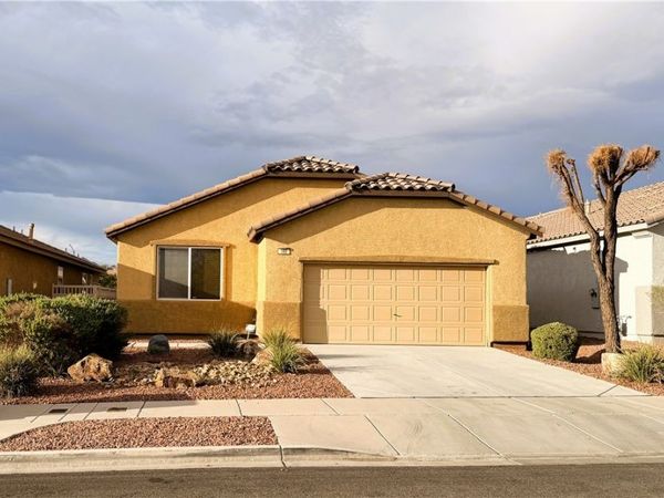 180 Flat Slate Avenue , Henderson, NV 89011