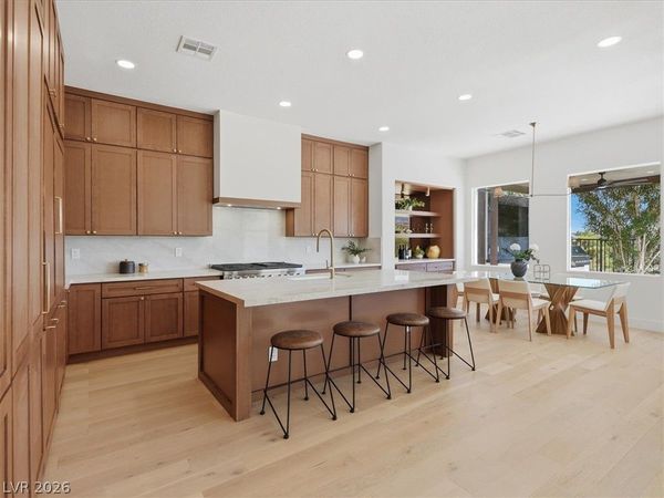 3074 Soft Horizon Way , Las Vegas, NV 89135
