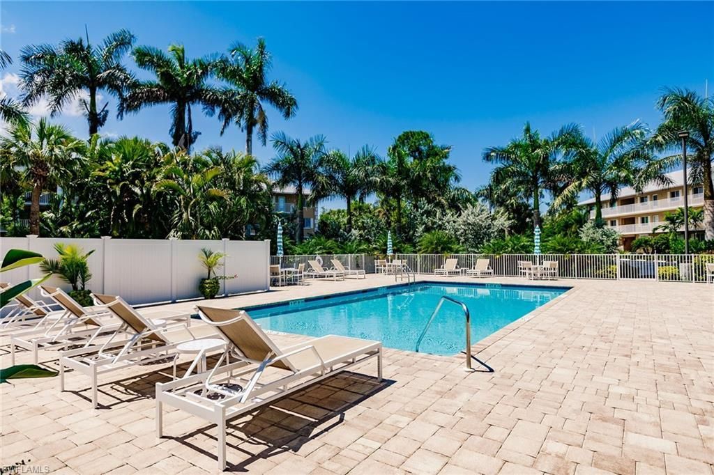 3032 Sandpiper Bay Cir, Unit G102, Naples, FL 34112 Photo