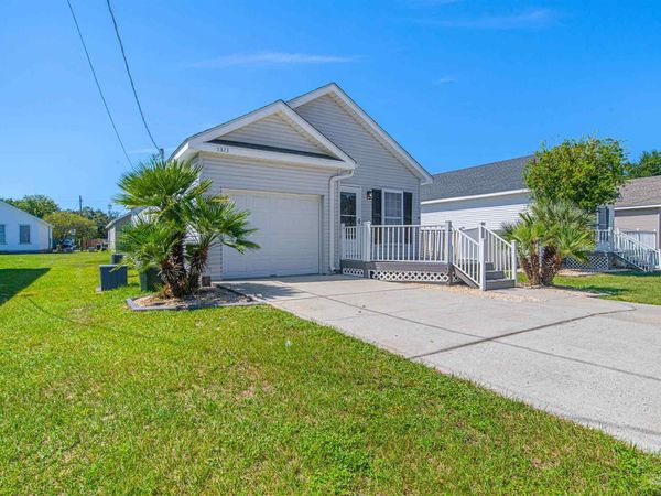 5323 Yellow Bluff Rd, Pensacola, FL 32507