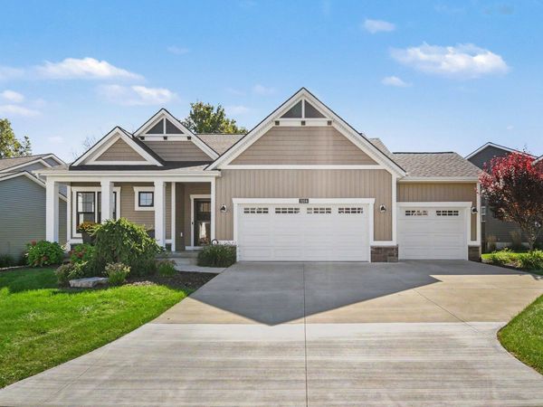 3104 Brayridge Drive, Unit 7, Jenison, MI 49428