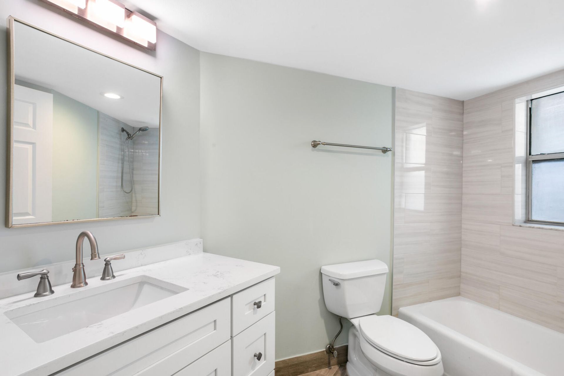 19800 Sandpointe Bay Drive S, Unit 208, Jupiter, FL 33469 Photo