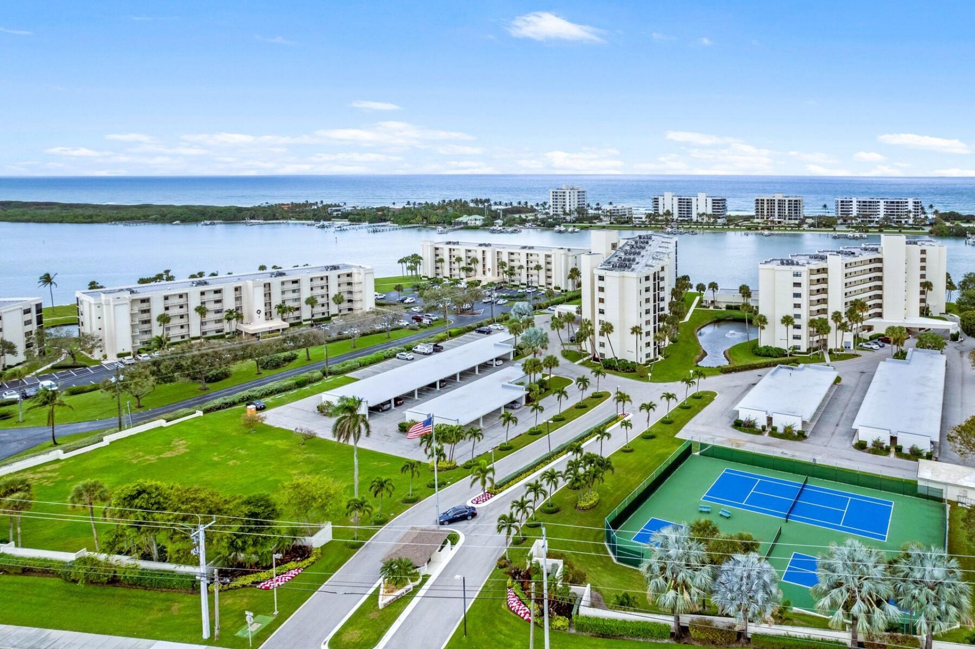 19800 Sandpointe Bay Drive S, Unit 208, Jupiter, FL 33469 Photo