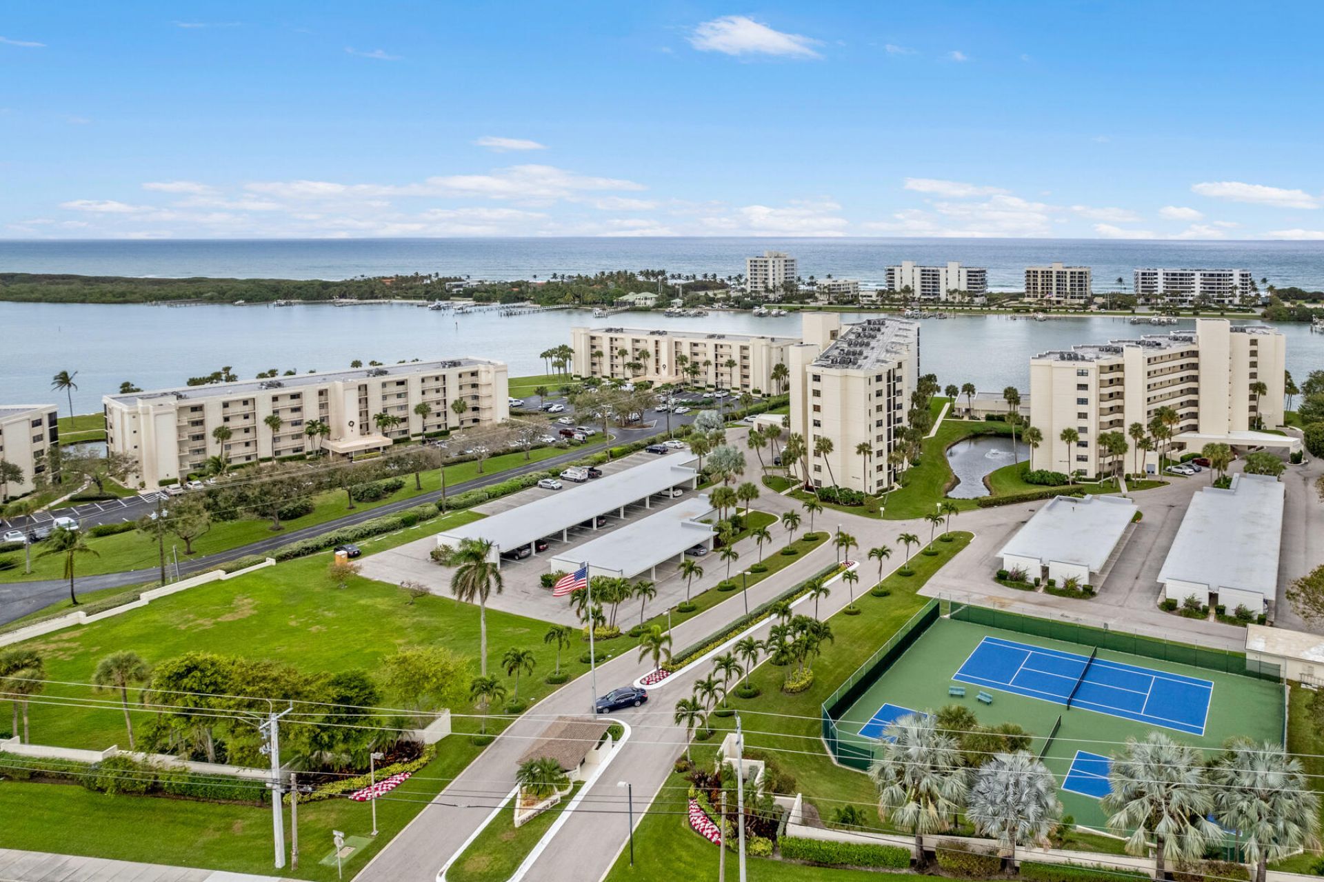 19800 Sandpointe Bay Drive S, Unit 208, Jupiter, FL 33469 Photo