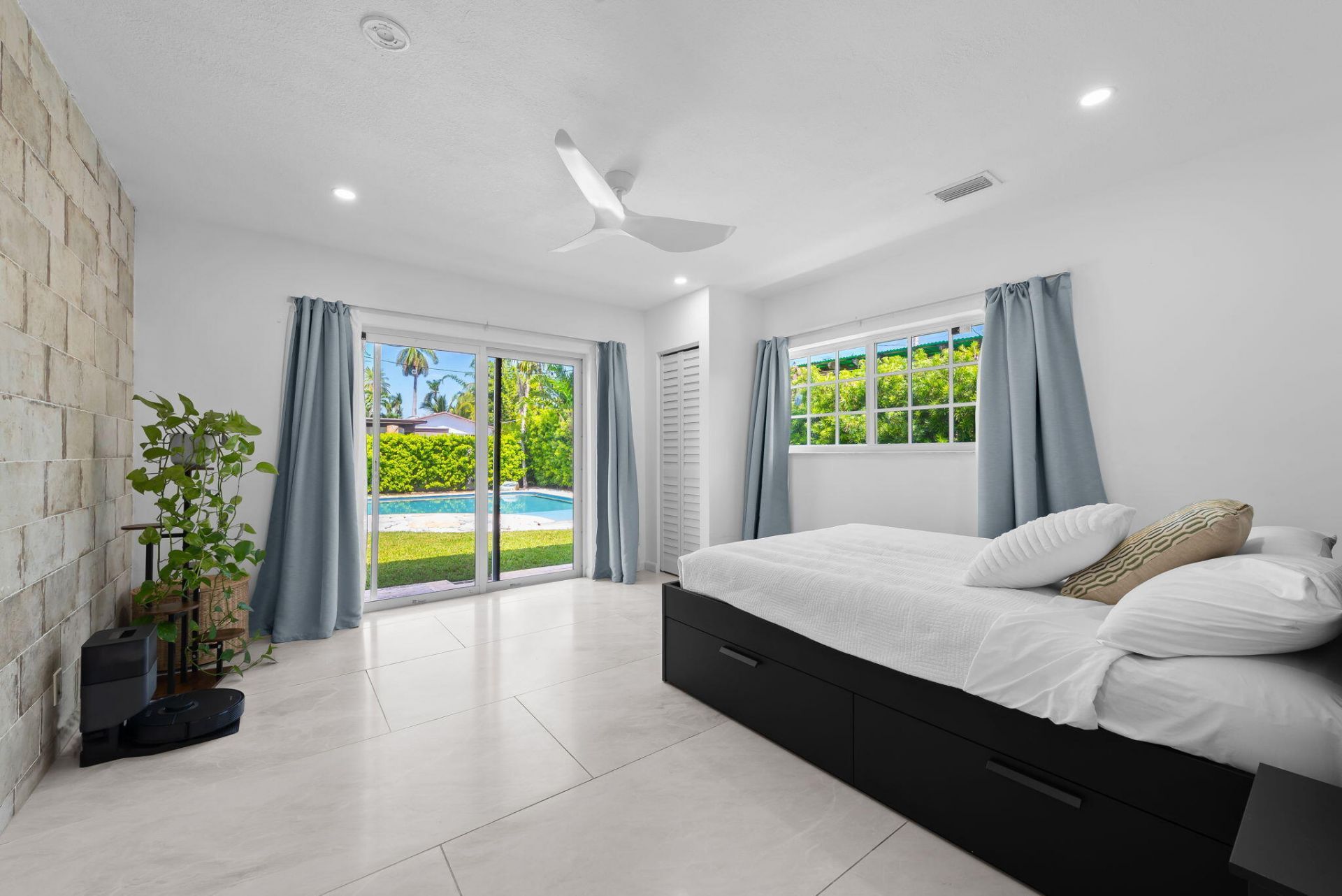 1311 Pierce Street, Hollywood, FL 33019 Photo