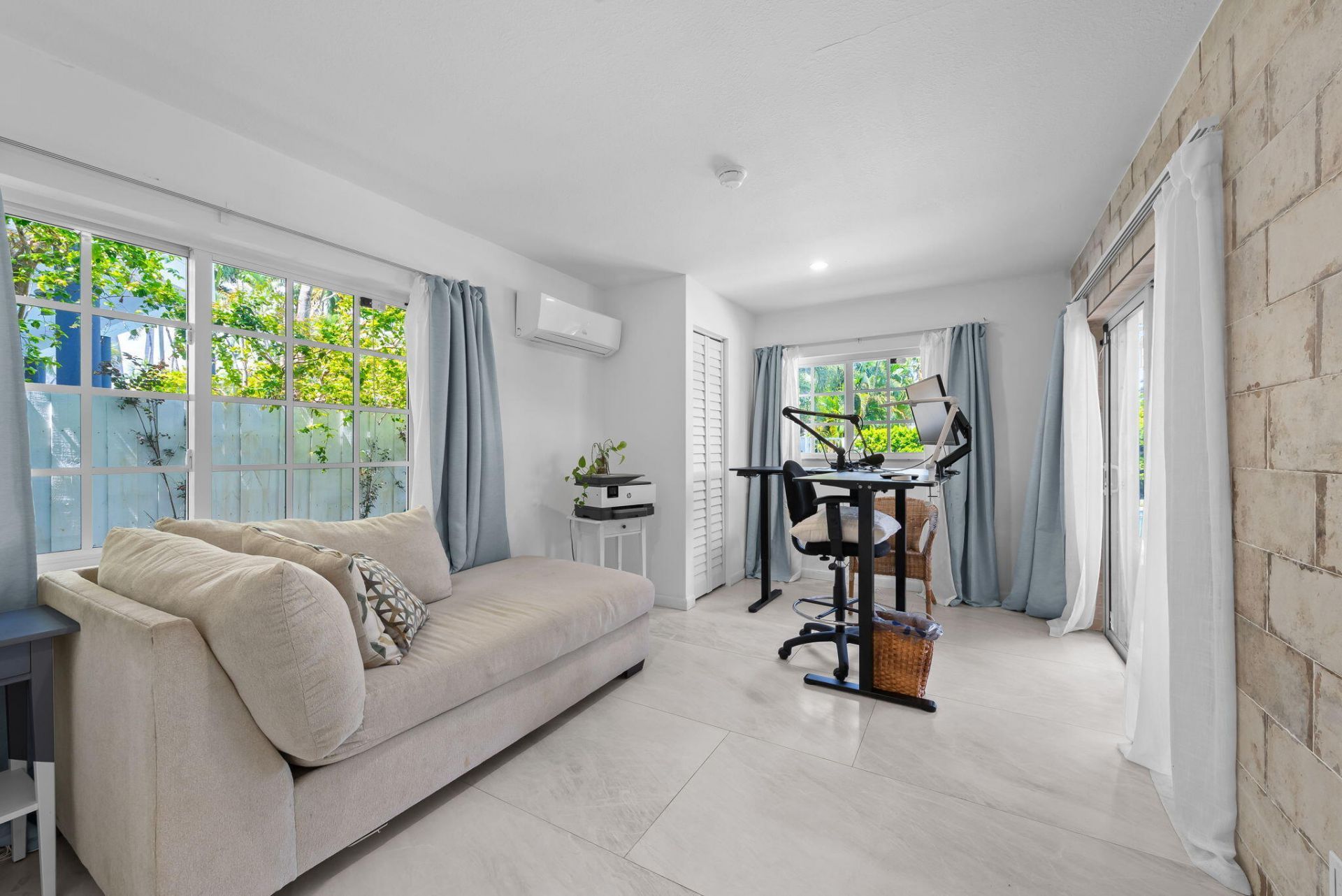 1311 Pierce Street, Hollywood, FL 33019 Photo
