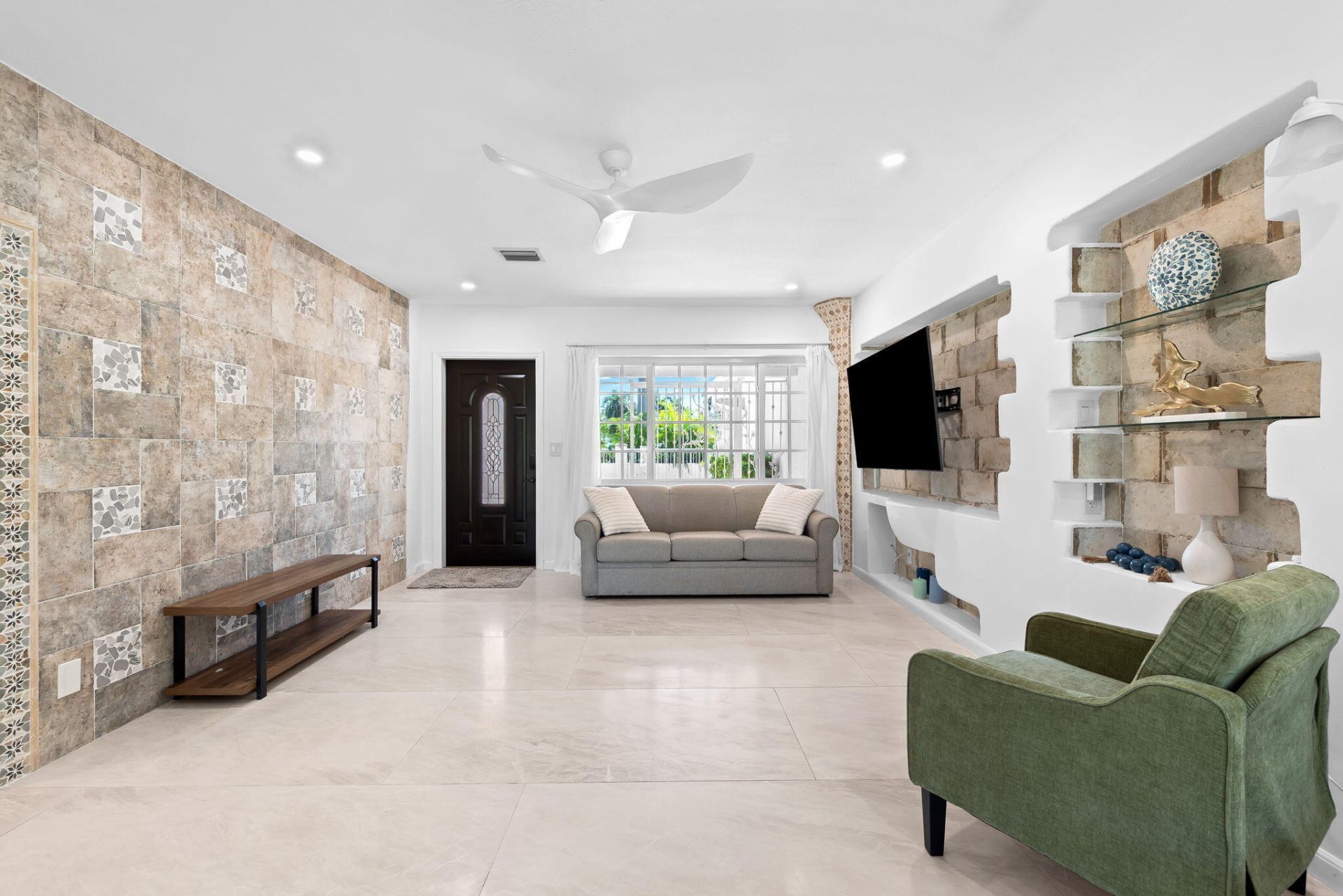 1311 Pierce Street, Hollywood, FL 33019 Photo