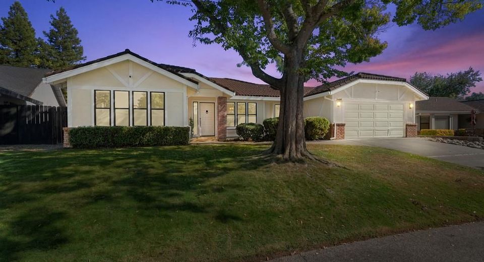 8666 Gaines Ave, Orangevale, CA 95662 Photo