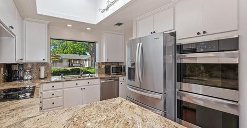 8666 Gaines Ave, Orangevale, CA 95662 Photo