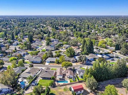 8666 Gaines Ave, Orangevale, CA 95662 Photo