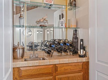 8666 Gaines Ave, Orangevale, CA 95662 Photo