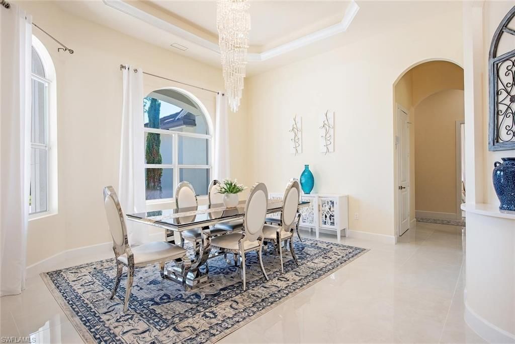 379 25th St Nw, Naples, FL 34120 Photo