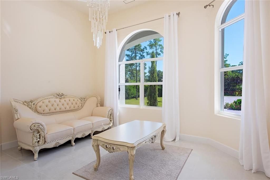 379 25th St Nw, Naples, FL 34120 Photo