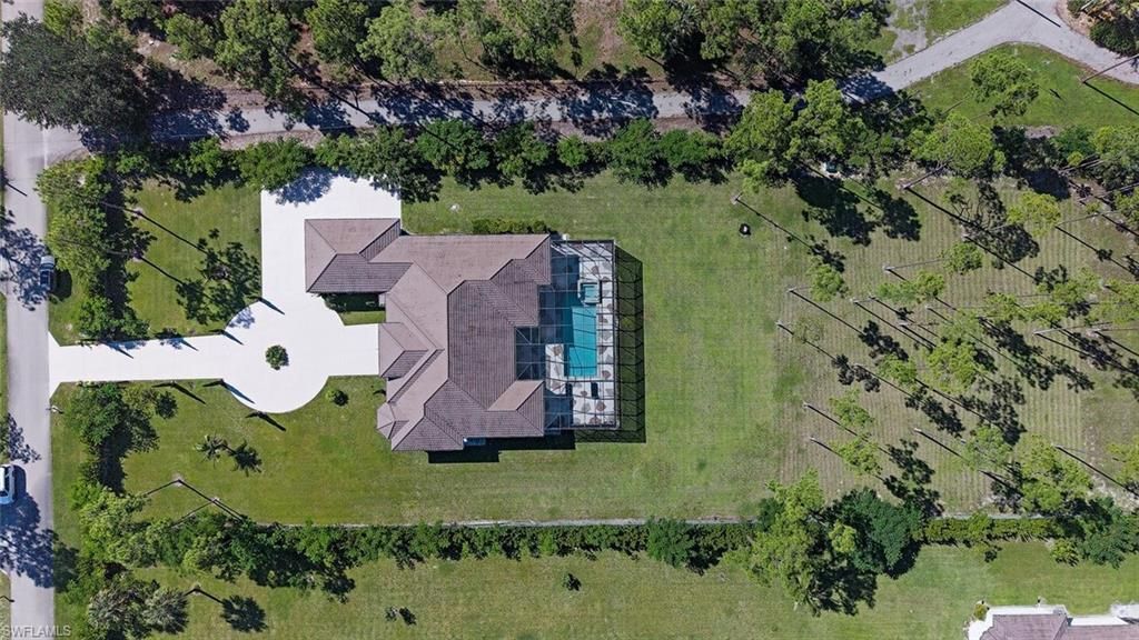 379 25th St Nw, Naples, FL 34120 Photo