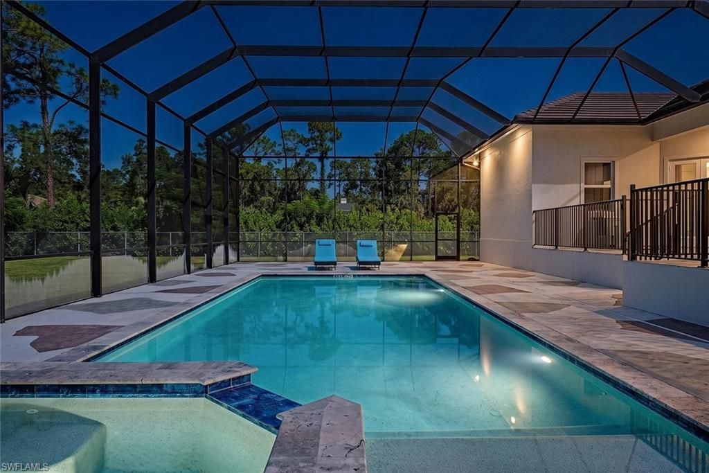 379 25th St Nw, Naples, FL 34120 Photo