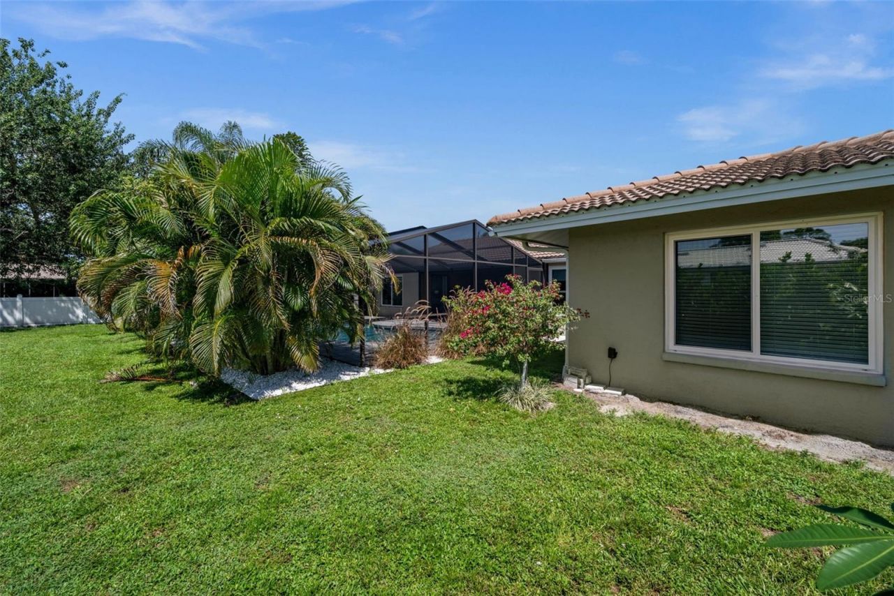 7520 Curtiss Avenue, Sarasota, FL 34231 Photo