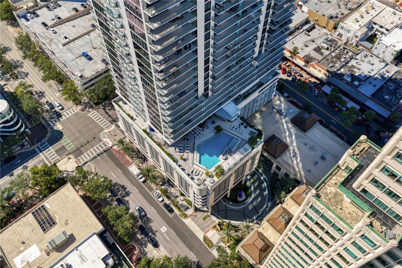 275 1st Avenue S, Unit 4004, Saint Petersburg, FL 33701 Photo