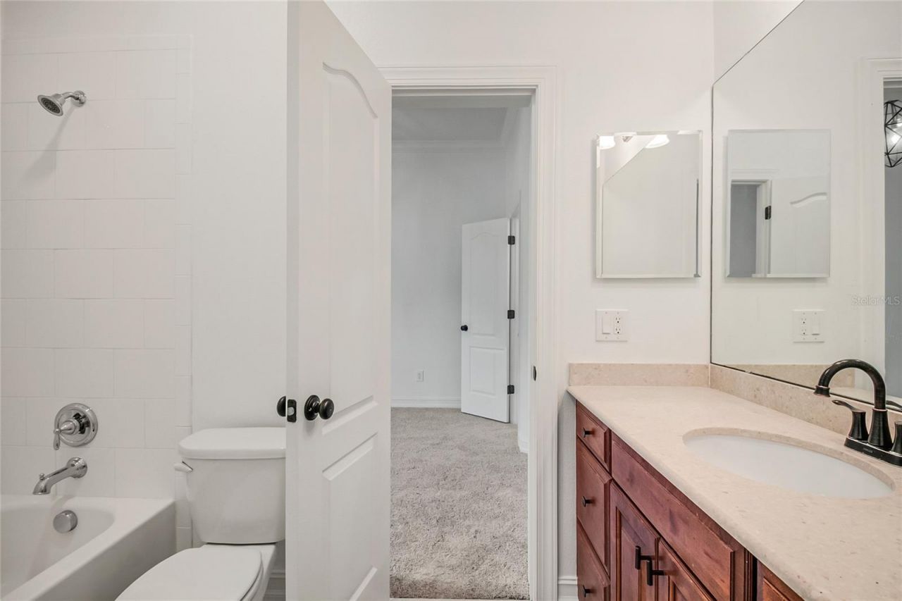 4244 Isle Vista Avenue, Belle Isle, FL 32812 Photo